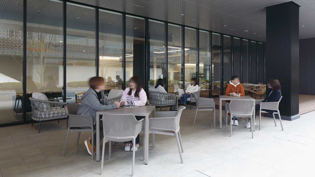 Outdoor terrace