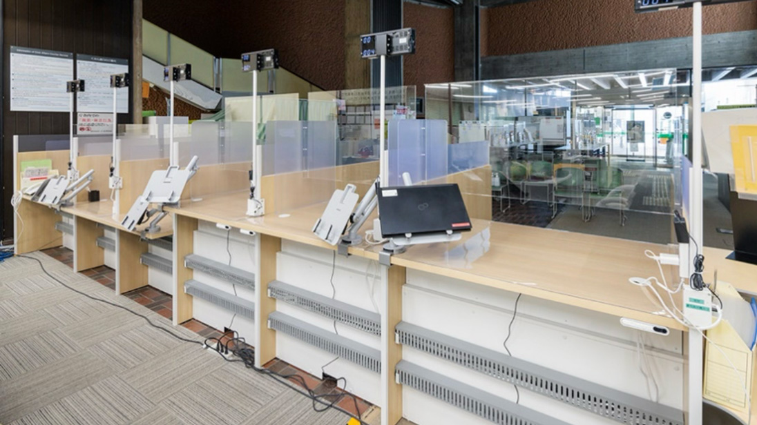 区民課窓口カウンター