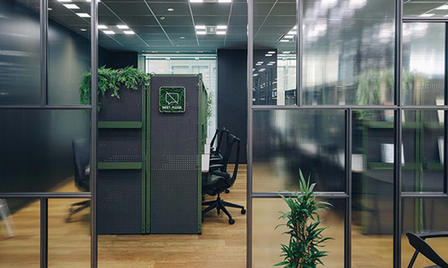 Partition Office design based on black