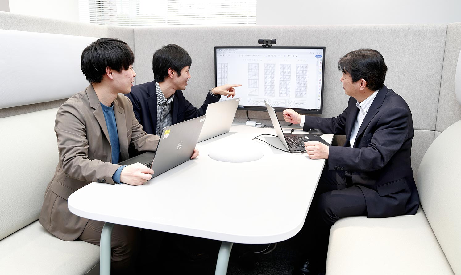 Takayuki Mikawa Ryo Eguchi Masanori Tanaka