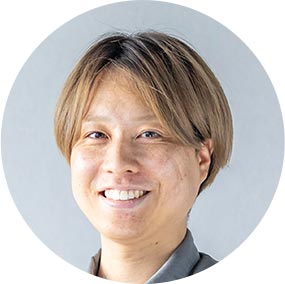 山岡 蒼（脚 設計）