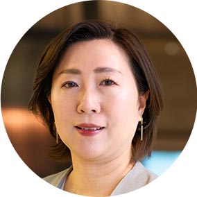 執行役員、コーポレートコミュニケーション本部　本部長 川島　紗恵子