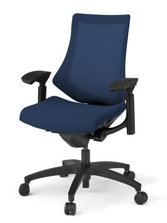 CLAS: F chair (with armrests)