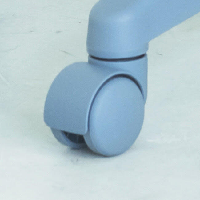 Nylon casters for smooth movement
