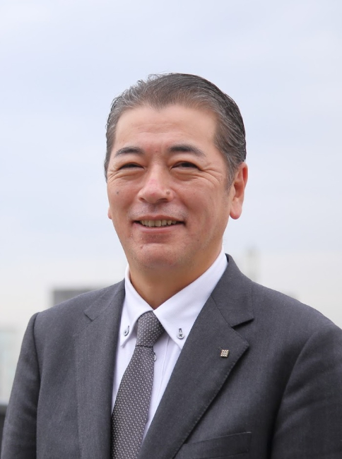 Web事業統括部統括部長 老沼俊彦 Web事業統括部統括部長 老沼俊彦