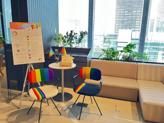 ITOKI TOKYO XORK エントランスでの展示の様子 ITOKI TOKYO XORK エントランスでの展示の様子