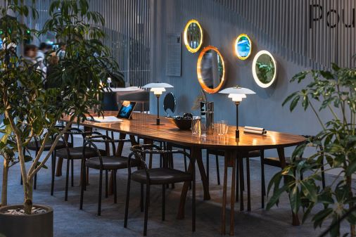 椅子　モダンファニチャー　北欧風 イトーキ、デンマークブランド「PH Furniture（ピーエイチ
