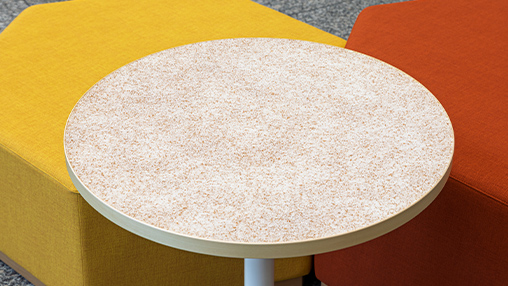 キユーピー卵殻アップサイクル天板素材