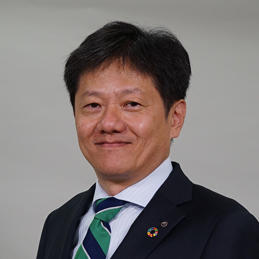 右田 聖秀 氏