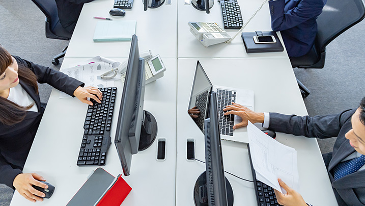 固定席のまま、オフィスが見違えるほど改善！「これからの固定席オフィス」について、一級建築士に聞いてみた