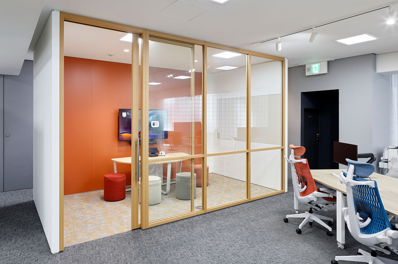 大阪ショールーム内装写真1