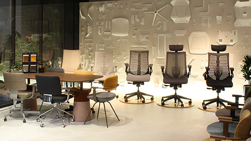 Chair showroom "ZA SALON TOKYO" reopens after renovations.